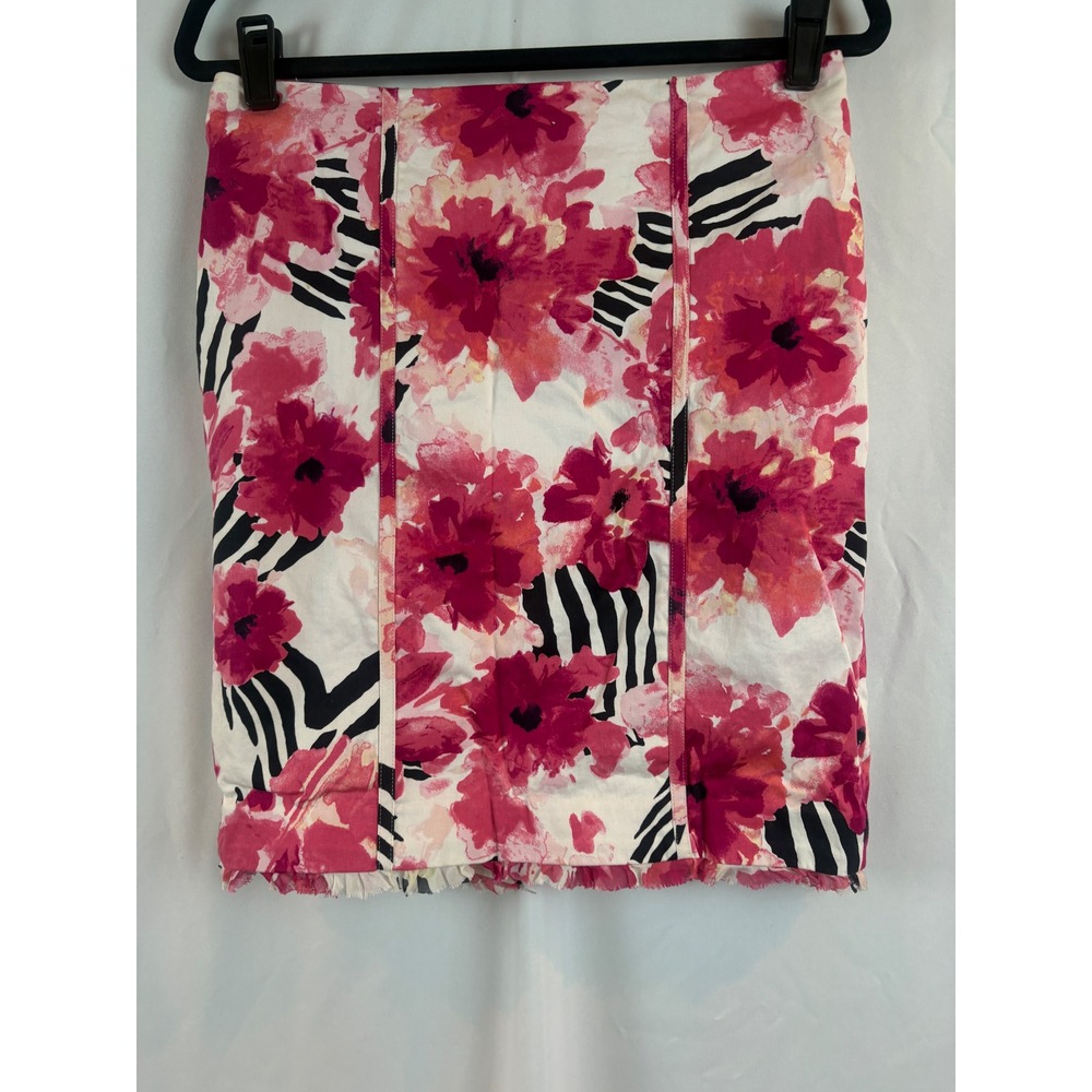 White House Black Market Pink Floral Zebra‎ Print Pencil Skirt Raw Hem Size 6